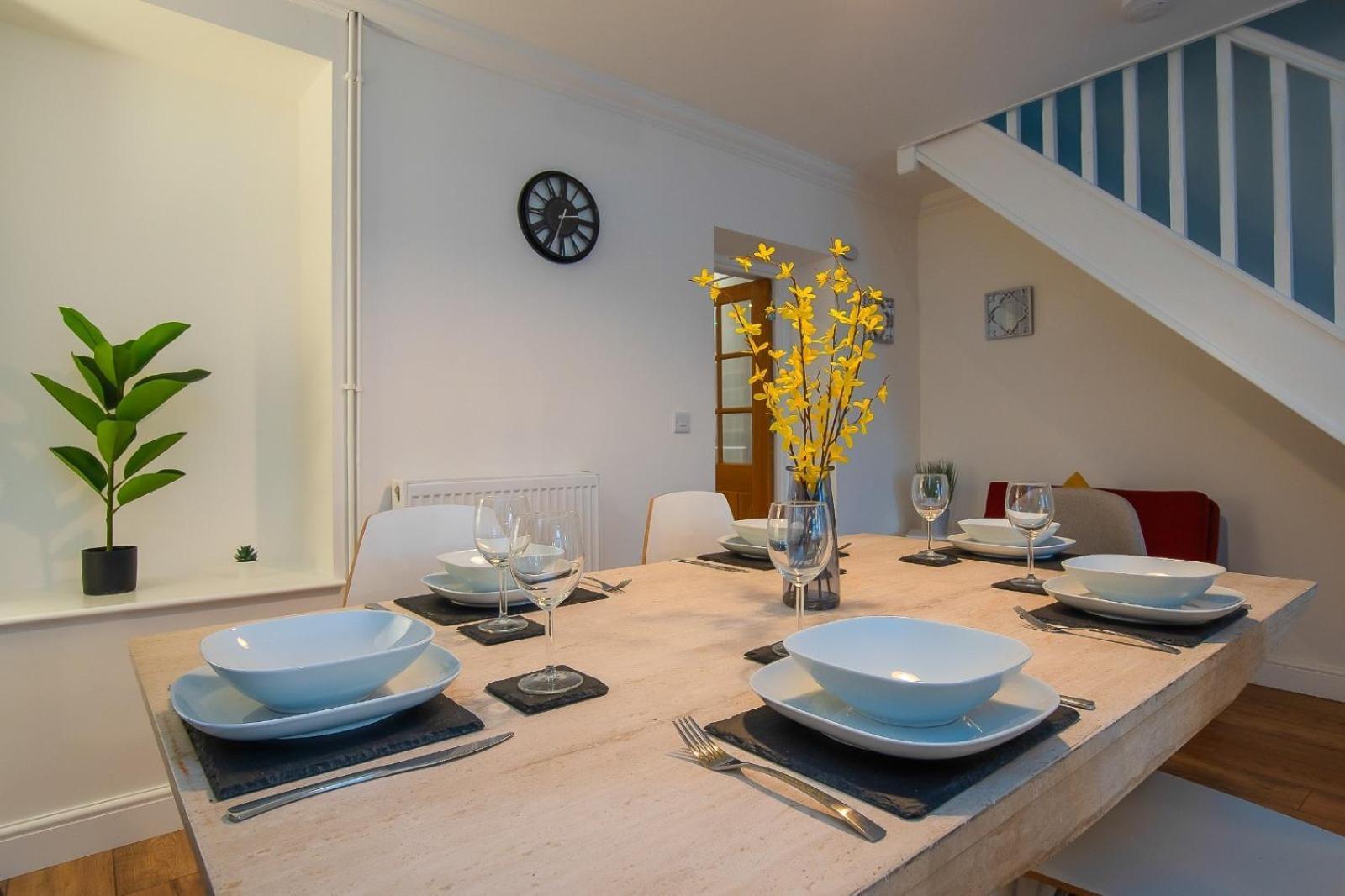 Casa One Hundred - A Beautiful 4 Bed House On The Beach Front Swansea Bagian luar foto
